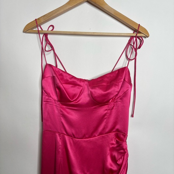 Reformation Marguerite Silk Dress in size 4 - Picture 5 of 11